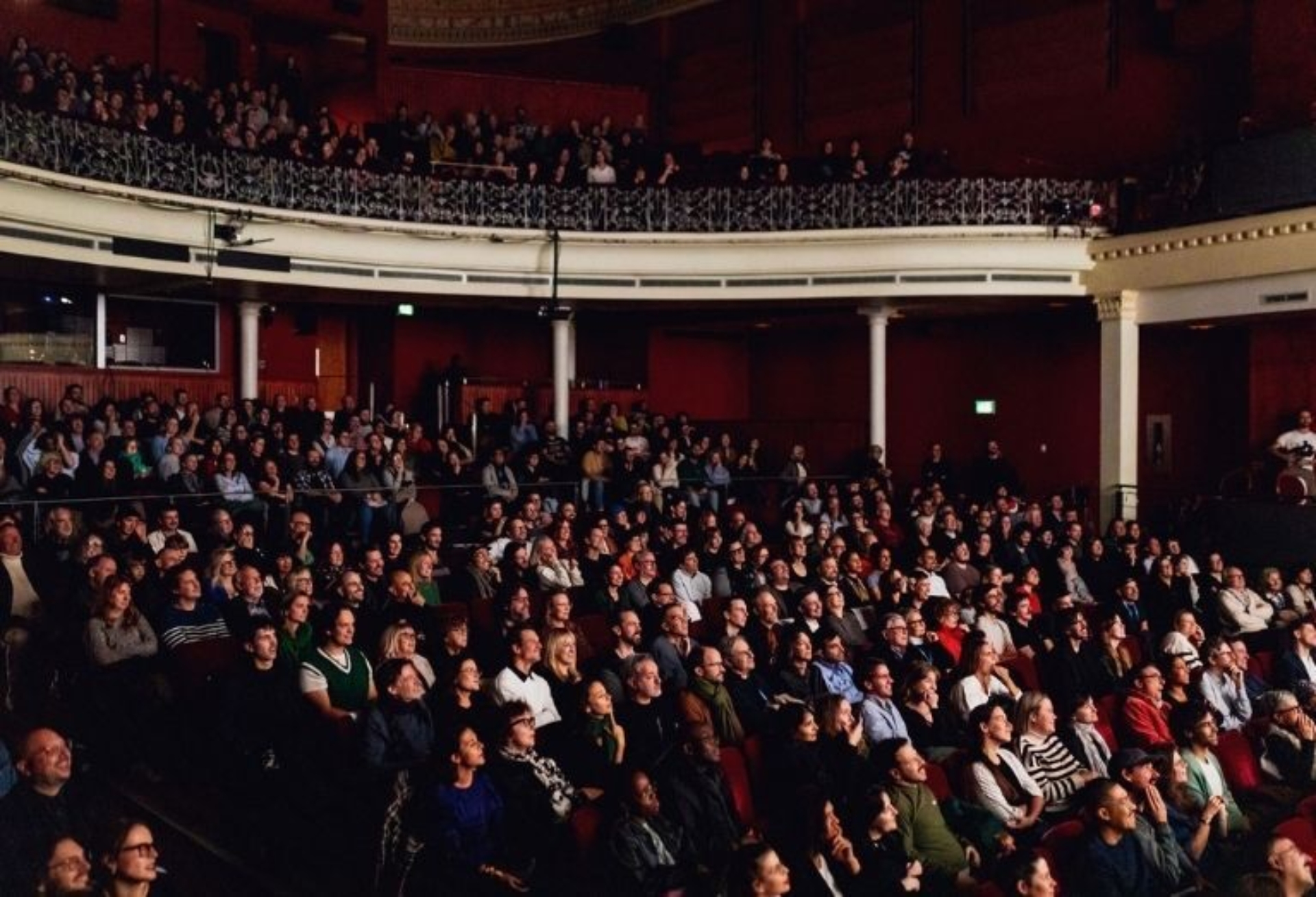 13 PREMIÈRE VIL ET MISÉRABLE ET SOIRÉE CRAVE 7