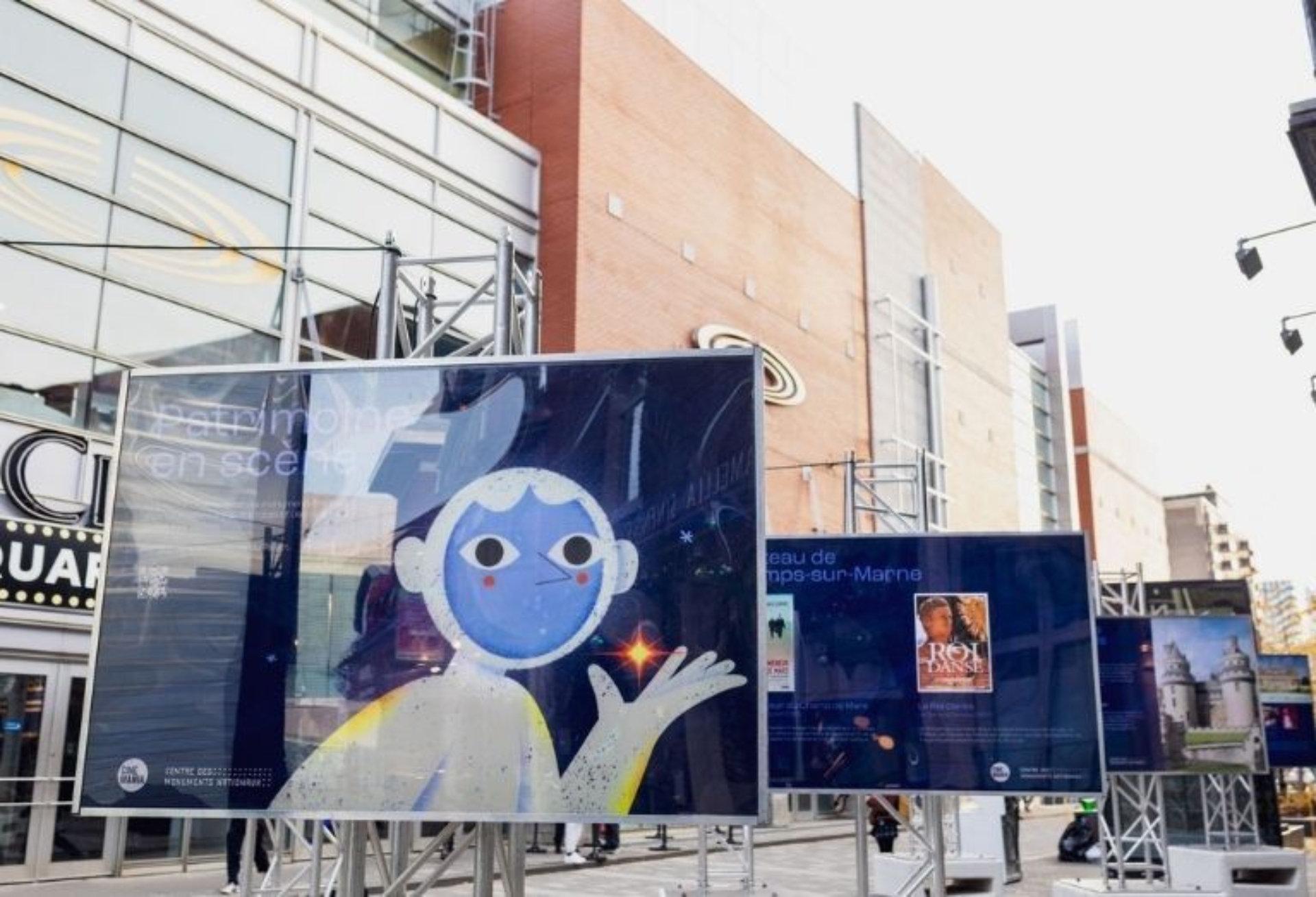 14 EXPOSITION CENTRE DES MONUMENTS NATIONAUX 2