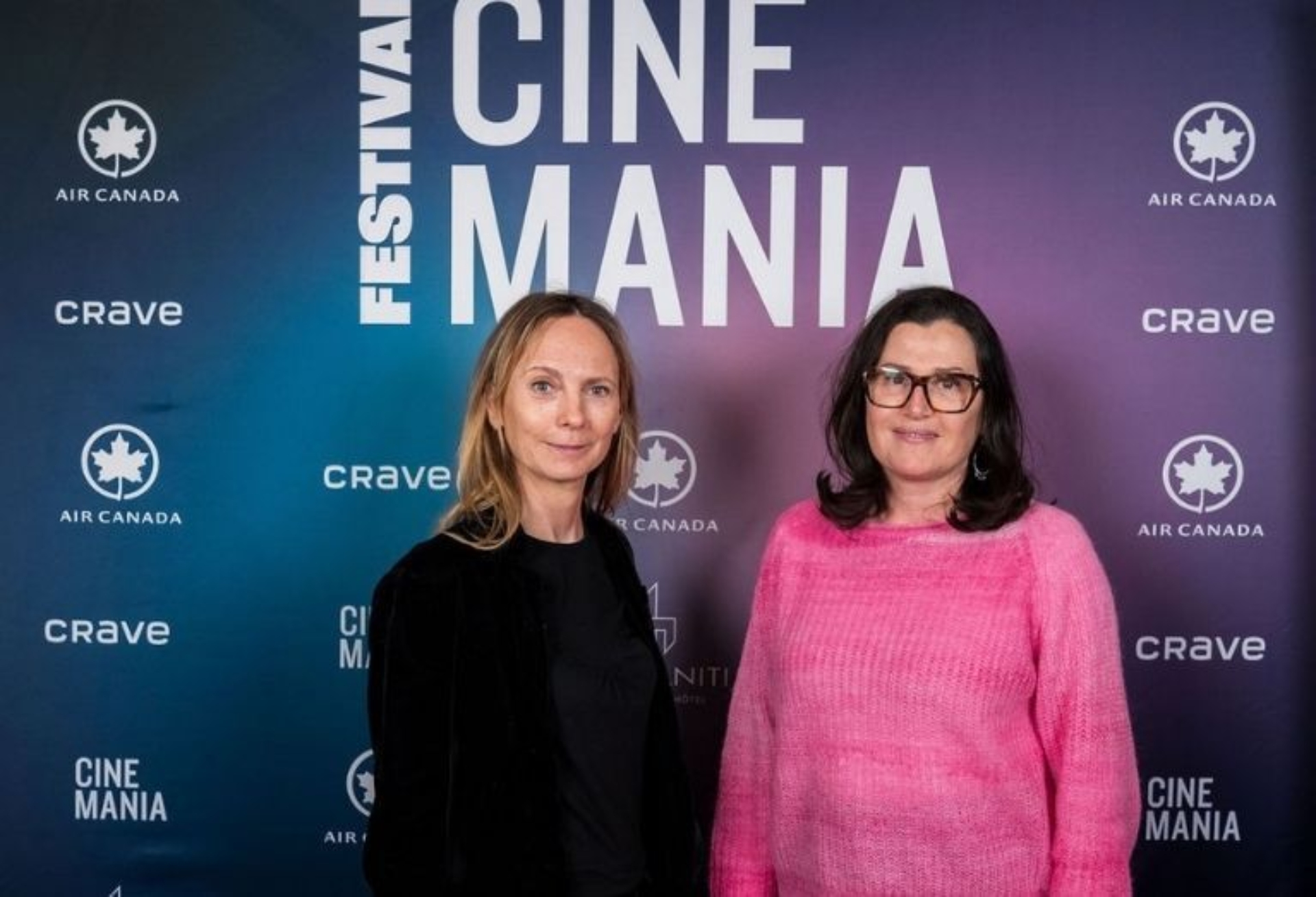 15 PREMIÈRE JOUER AVEC LE FEU