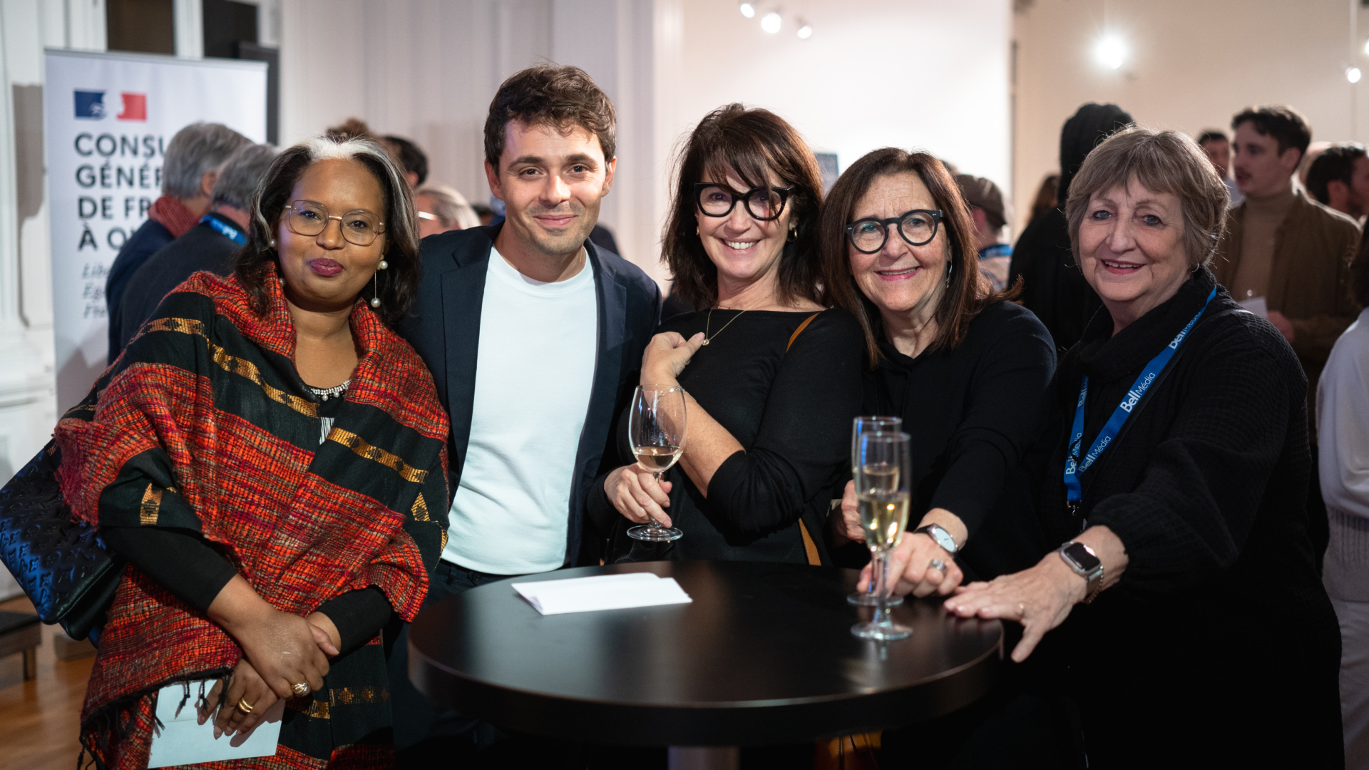 Zahra KAMIL ALI, représentante de l’Organisation internationale de la Francophonie pour les Amériques (Québec), Guilhem CAILLARD (CINEMANIA), la réalisatrice Zabou BREITMAN, Louise LANTAGNE, Présidente et Cheffe de la Direction de la SODEC, Louise LAVIOLE